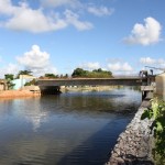 Governo dá continuidade às ações preventivas para evitar enchentes - Limpeza de canal em São Cristóvão