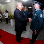 Jackson é homenageado pela PM com a medalha Alferes Tiradentes -