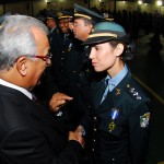 Jackson é homenageado pela PM com a medalha Alferes Tiradentes -