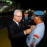Jackson é homenageado pela PM com a medalha Alferes Tiradentes -