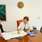 Dilma Rousseff garante a Déda os recursos para as obras do Aeroporto de Aracaju -  Foto: Roberto Stuckert Filho/PR