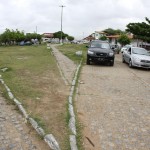 Vicegovernador e secretário vistoriam o andamento das obras na Orla da Atalaia Nova - Fotos: Mario Sousa/Seinfra