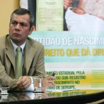 Déda assina Termo de Cooperação visando eliminar os casos de nascimentos não registrados -