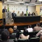 Déda assina Termo de Cooperação visando eliminar os casos de nascimentos não registrados -