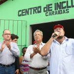 Vicegovernador participa de entrega de casas no assentamento Caraíbas