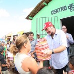 Vicegovernador participa de entrega de casas no assentamento Caraíbas