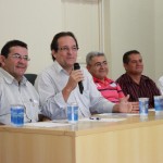 Prefeitos dos territórios Sul e Centro Sul assinam documento para acabar com lixões - O secretário de Estado do Meio Ambiente e dos Recursos Hídricos