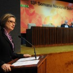Aluno de escola pública do Estado vence concurso nacional - A secretária nacional sobre Drogas da Senad