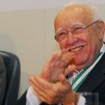Governador acompanha homenagem ao ministro Ubiratan Aguiar -