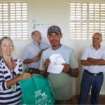 Agricultores são orientados sobre macaxeira orgânica - Fotos: Ascom/Emdagro