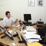Déda recebe deputados e prefeitos em tarde de audiências -