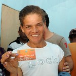 Secretária acompanha pagamento do 'Mão Amiga' em Laranjeiras -