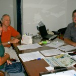 Cohidro volta a perfurar poços em propriedades particulares - Crislaine assina contrato / Fotos: Ascom/Cohidro