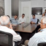 Deputados federais conhecem reforma do SUS em Sergipe - À frente