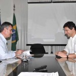 Secretário da Saúde discute com deputado federal a vinda de uma subcomissão a Sergipe - O secretário de Estado da Saúde