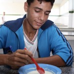 Governo oferece alimentação de qualidade às escolas da rede estadual  - Breno da Silva