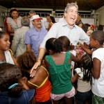 Déda entrega em Santo Amaro a 58ª escola reformada pelo Governo -