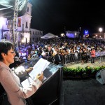 Entrega de título à Praça São Francisco emociona sergipanos - Adenilde Lima e outras professoras do Colégio Estadual Elisio Carmelo