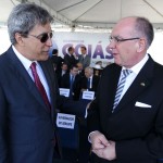 Déda recebe Medalha do Mérito Anhanguera durante solenidade no centro histórico de Goiás - Fotos: Roberto Jayme