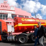 Déda entrega veículos que ultrapassam os R$ 800 mil em solenidade alusiva ao Dia dos Bombeiros -