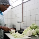 Governo oferece alimentação de qualidade às escolas da rede estadual  - Breno da Silva