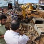 Obras de revestimento do canal da avenida Juscelino Kubitscheck avançam - O secretário de Estado de Infraestrutura
