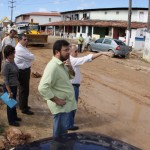 Obras de revestimento do canal da avenida Juscelino Kubitscheck avançam - O secretário de Estado de Infraestrutura