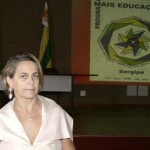 Seed realiza reunião com representantes municipais do Programa Mais Educação - A professora Ângela Maria Machado