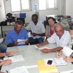 Seides organiza cadastramento de catadores de laranja no programa Mão Amiga - Fotos: Ascom/Seides