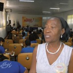 'Novos Rumos' leva qualificação profissional a comunidades de baixa renda - A secretária de Estado da Inclusão Social