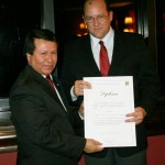 Secretário representa governador em homenagem realizada pela Câmara El SalvadorBrasil - O secretário de Estado do Desenvolvimento Econômico e da Ciência e Tecnologia