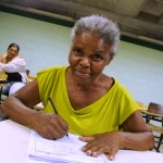 Cortadores de cana participam de cursos de qualificação do 'Mão Amiga' - A dona de casa Maria Josefa da Silva Santos / Fotos: Edinah Mary/Seides