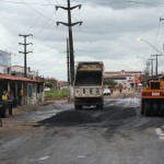 Seinfra recupera pavimento asfáltico da rua Benjamim Constant - Fotos: Elinaldo Sousa/Seinfra