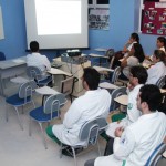 Enfermeiros recebem treinamento para lidar com hemorragia pósparto -