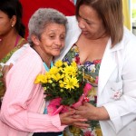 Flores e música marcam a chegada da primavera na Oncologia - Fotos: Bruno César (Ascom / FHS)