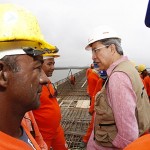Déda leva deputados e prefeitos para verificar obras da ponte Gilberto Amado  - Foto: Marco Vieira/ASN
