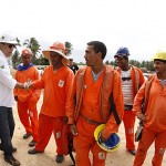 Déda leva deputados e prefeitos para verificar obras da ponte Gilberto Amado  - Foto: Marco Vieira/ASN