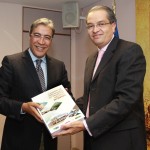 Déda reúnese com representante do BID e trata de turismo em Sergipe - Fotos: Sergio Dutti
