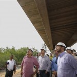 Déda leva deputados e prefeitos para verificar obras da ponte Gilberto Amado  - Foto: Marco Vieira/ASN