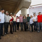 Déda leva deputados e prefeitos para verificar obras da ponte Gilberto Amado  - Foto: Marco Vieira/ASN