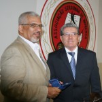 Diretorpresidente da Segrase recebe medalha do Mérito Jornalístico Monsenhor Silveira   - Fotos: Ascom/Segrase