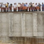 Déda leva deputados e prefeitos para verificar obras da ponte Gilberto Amado  - Foto: Marco Vieira/ASN