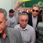 Déda acompanha velório e sepultamento do corpo da mãe do prefeito Luciano Bispo -