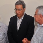 Déda acompanha velório e sepultamento do corpo da mãe do prefeito Luciano Bispo -