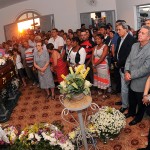Déda acompanha velório e sepultamento do corpo da mãe do prefeito Luciano Bispo -