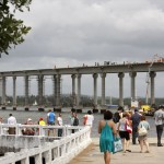 Déda leva deputados e prefeitos para verificar obras da ponte Gilberto Amado  - Foto: Marco Vieira/ASN