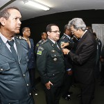 Governador sanciona lei que permite passagem de oficiais superiores da PM e Bombeiros para a reserva  -