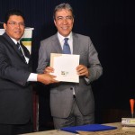 Marcelo Déda é homenageado com a mais alta comenda da Defensoria Pública do Estado -