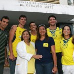 Atletas do Vôlei de Praia visitam Oncologia do Huse -