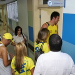 Atletas do Vôlei de Praia visitam Oncologia do Huse -
